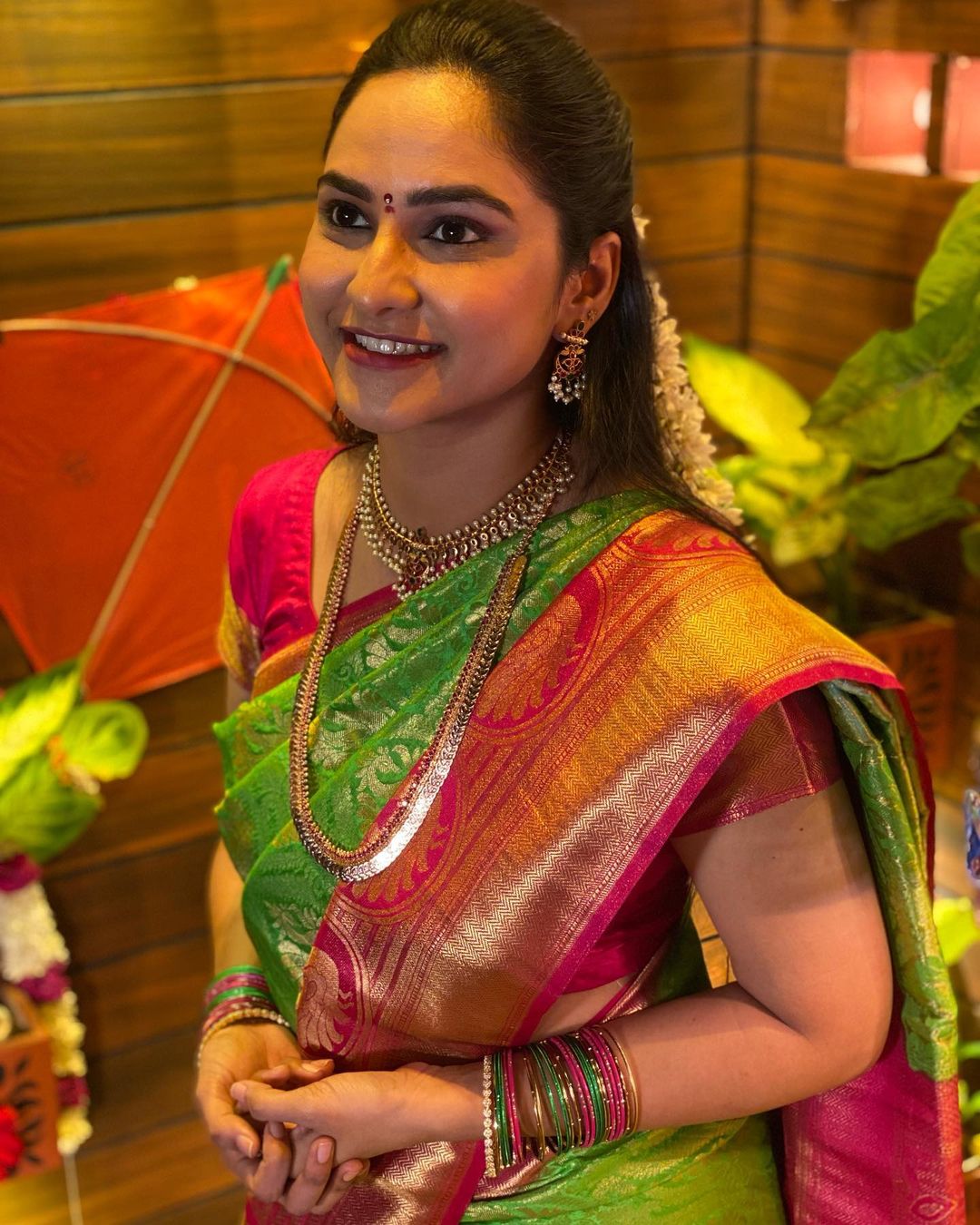 Telugu Tv Anchor Kasi Annapurna Stills in Green Saree